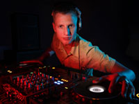 Live Online DJ